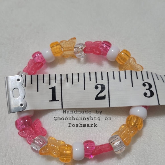 Handmade stacking bracelet "lesbian" LGBT pride 🏳️‍🌈 beaded kandi - Picture 11 of 11